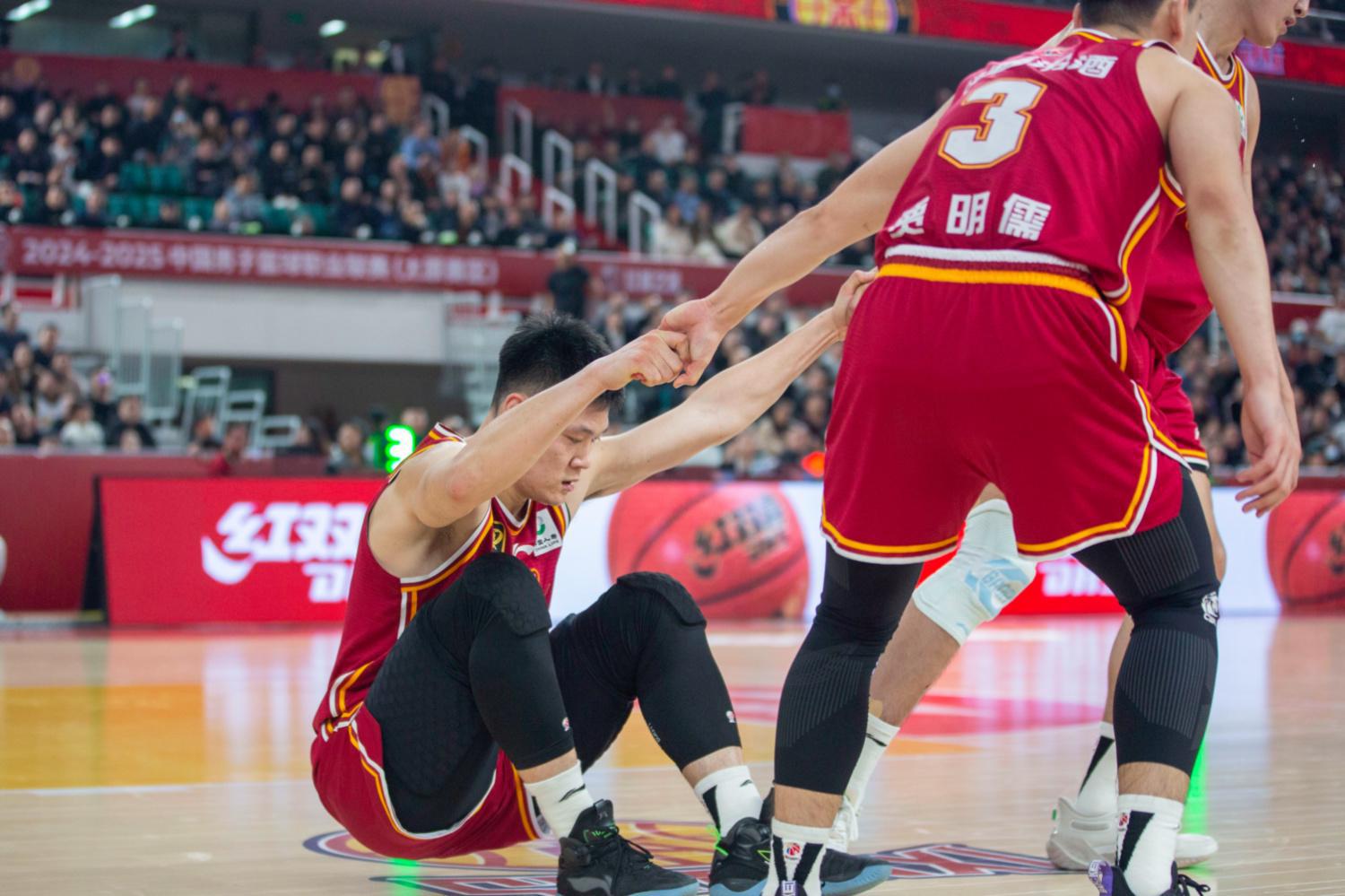 与尼斯相比